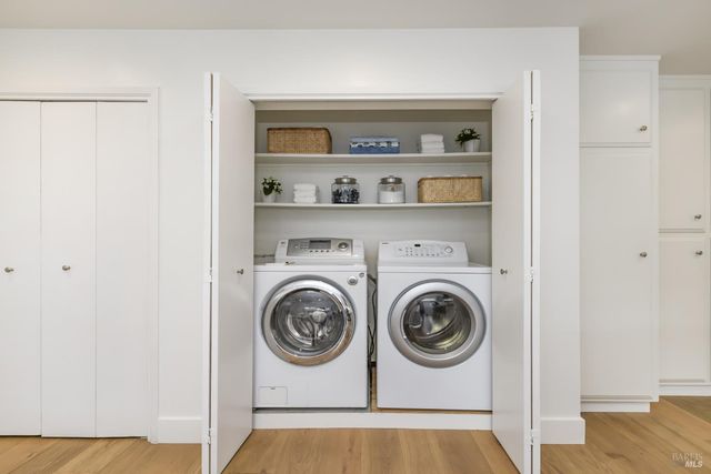 9 Saint Lucia Pl, Tiburon, CA 94920