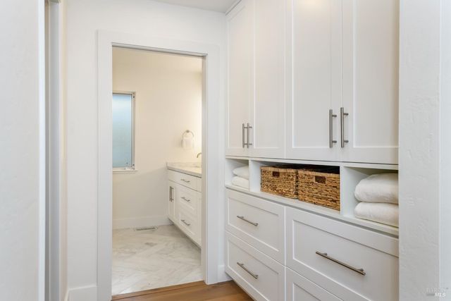 9 Saint Lucia Pl, Tiburon, CA 94920