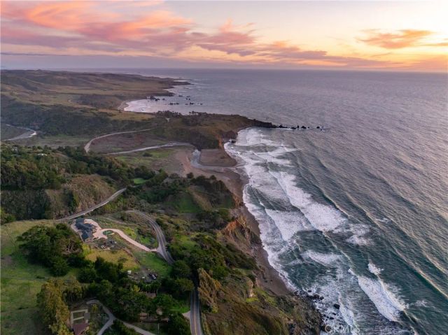 18620 Cabrillo Highway, San Simeon, CA 93452