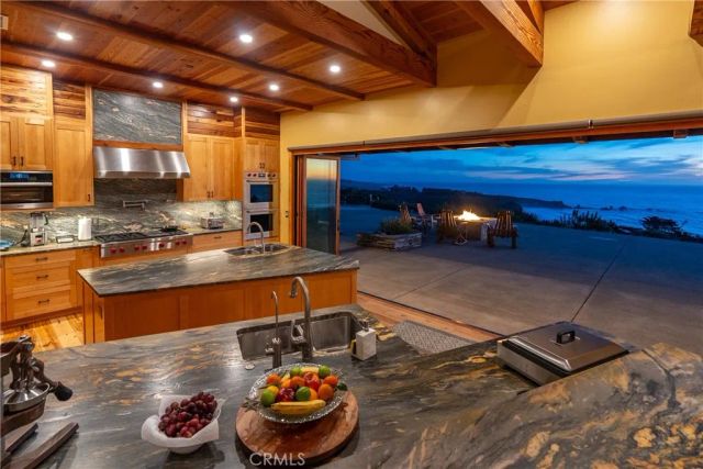 18620 Cabrillo Highway, San Simeon, CA 93452