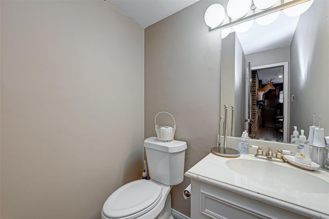 2307 Oakview Drive, Missouri City, TX 77459