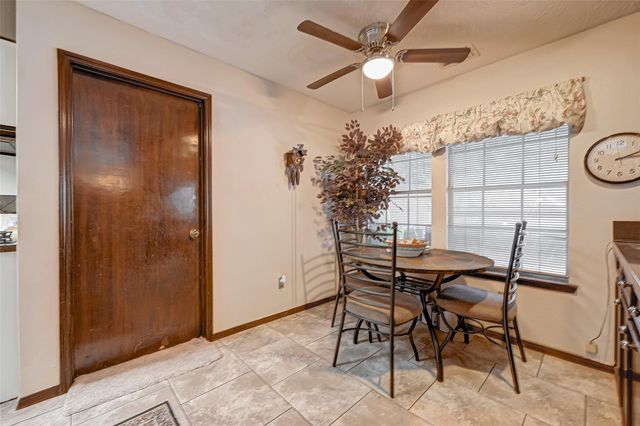 2307 Oakview Drive, Missouri City, TX 77459