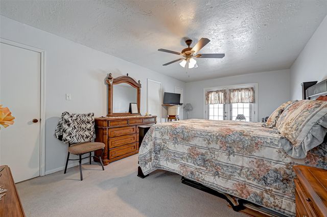 2307 Oakview Drive, Missouri City, TX 77459