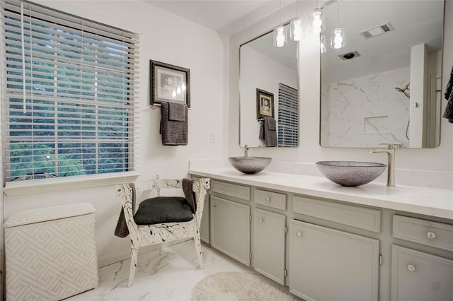 2307 Oakview Drive, Missouri City, TX 77459