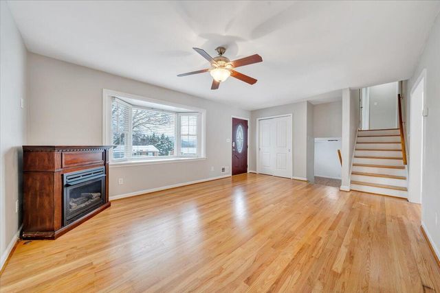 E 646 Augusta AVE, Vinton, VA 24179