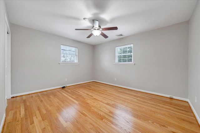 E 646 Augusta AVE, Vinton, VA 24179