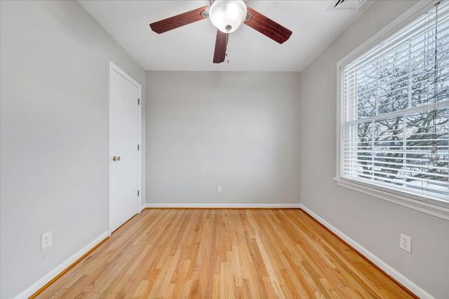 E 646 Augusta AVE, Vinton, VA 24179