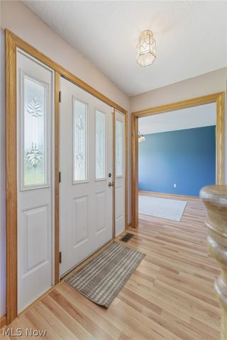 7987 Lisbon St E, East Canton, OH 44730