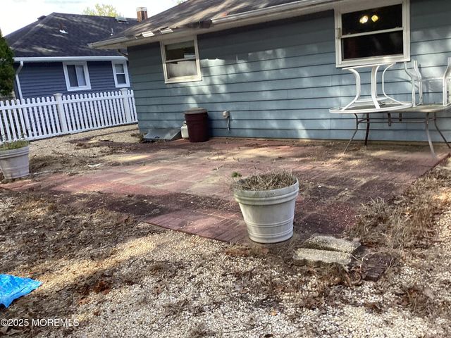 2224 Mount Hope Lane, Toms River, NJ 08753