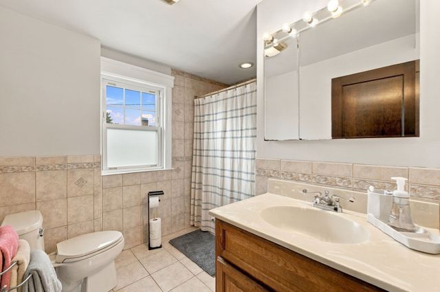 177 Elmlawn Rd, Braintree, MA 02184