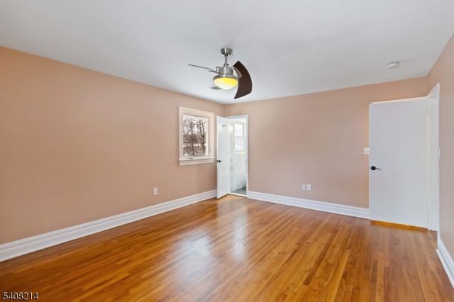 59 Sun Valley Way, Morris Plains Boro, NJ 07950