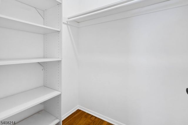 59 Sun Valley Way, Morris Plains Boro, NJ 07950