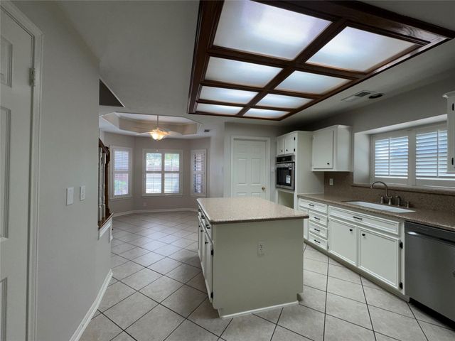 6926 Hearthside Drive, Sugar Land, TX 77479