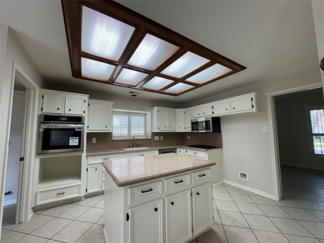 6926 Hearthside Drive, Sugar Land, TX 77479