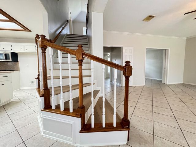 6926 Hearthside Drive, Sugar Land, TX 77479