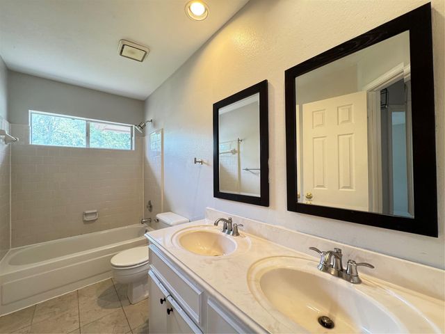 6926 Hearthside Drive, Sugar Land, TX 77479