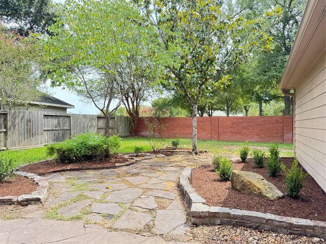 6926 Hearthside Drive, Sugar Land, TX 77479