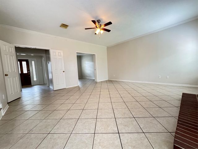 6926 Hearthside Drive, Sugar Land, TX 77479