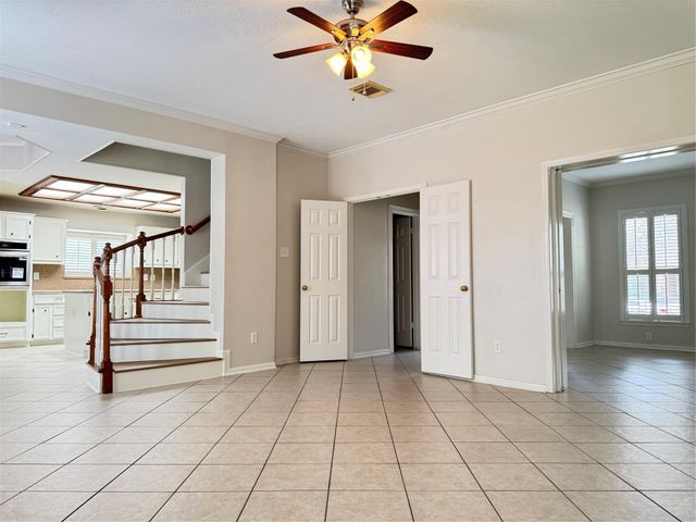 6926 Hearthside Drive, Sugar Land, TX 77479