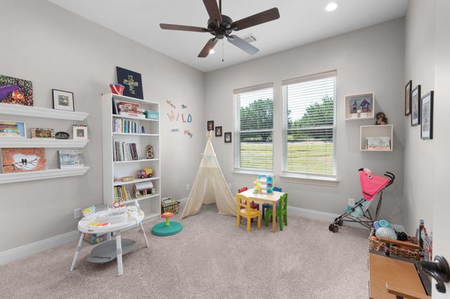 201 Brothers LN, Burnet, TX 78611