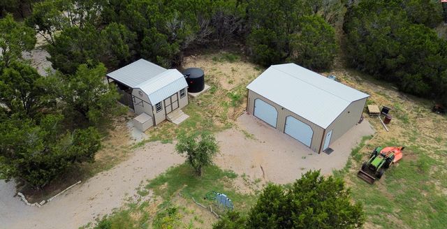 201 Brothers LN, Burnet, TX 78611