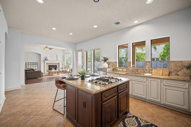 241 W Tupelo Green Circle, Spring, TX 77389
