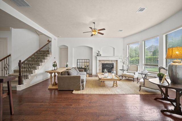 241 W Tupelo Green Circle, Spring, TX 77389