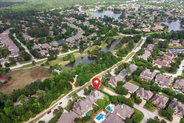 241 W Tupelo Green Circle, Spring, TX 77389