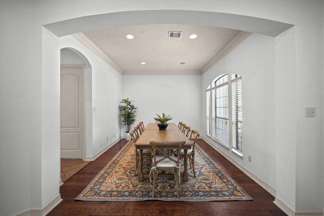 241 W Tupelo Green Circle, Spring, TX 77389