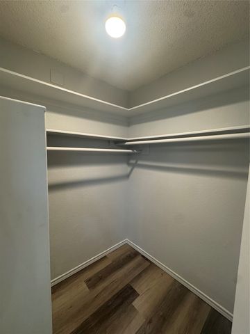 713 Ashley Drive, Hurst, TX 76054