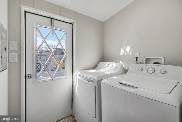 10 CHERRY LANE, Carlisle, PA 17015