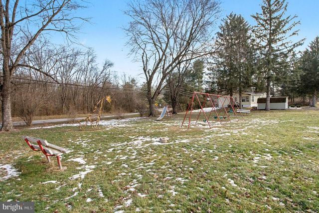 10 CHERRY LANE, Carlisle, PA 17015