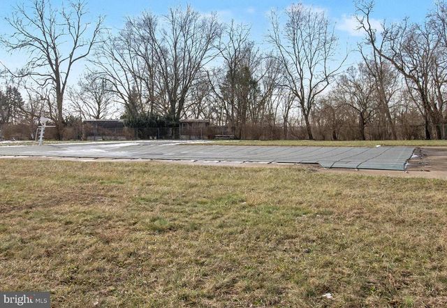 10 CHERRY LANE, Carlisle, PA 17015