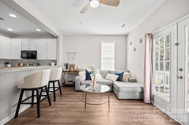 11339 Dundarrach Lane, Charlotte, NC 28277
