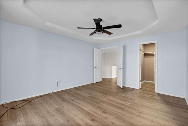 9215 Eiffel Avenue SW, Albuquerque, NM 87121