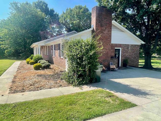 538 Burns Road, Spartanburg, SC 29307