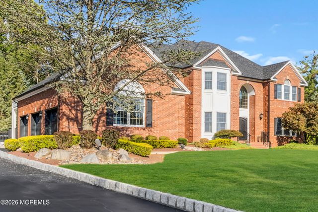 215 Navajo Court, Morganville, NJ 07751