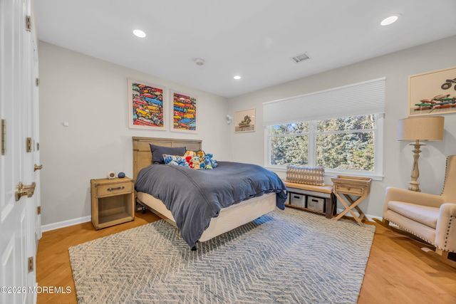 215 Navajo Court, Morganville, NJ 07751