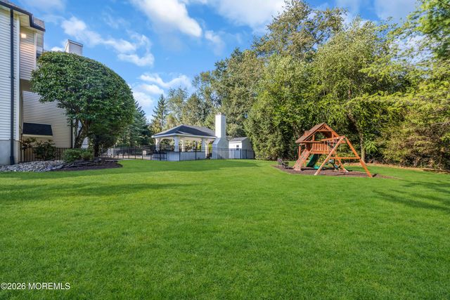 215 Navajo Court, Morganville, NJ 07751
