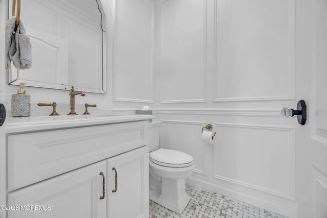 215 Navajo Court, Morganville, NJ 07751