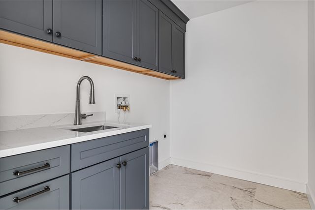 20 Common Court 20, Lexington, MA 02421