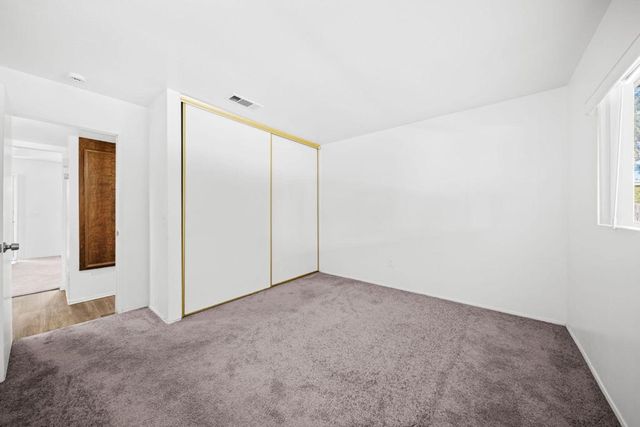 360 Calle Cazadero, Hemet, CA 92545