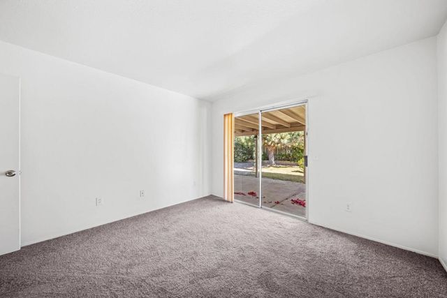 360 Calle Cazadero, Hemet, CA 92545