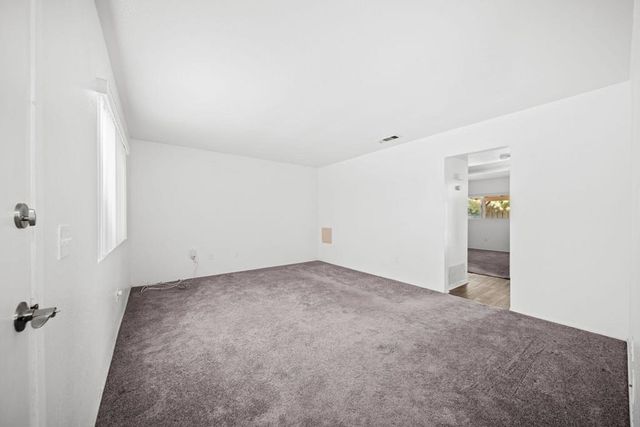 360 Calle Cazadero, Hemet, CA 92545