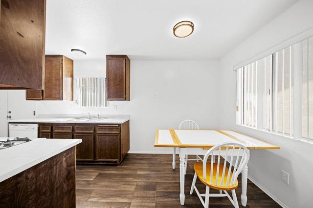360 Calle Cazadero, Hemet, CA 92545