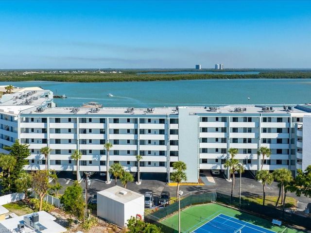 1085 Bald Eagle DR B404, Marco Island, FL 34145