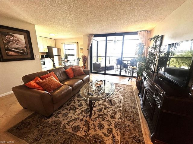 1085 Bald Eagle DR B404, Marco Island, FL 34145