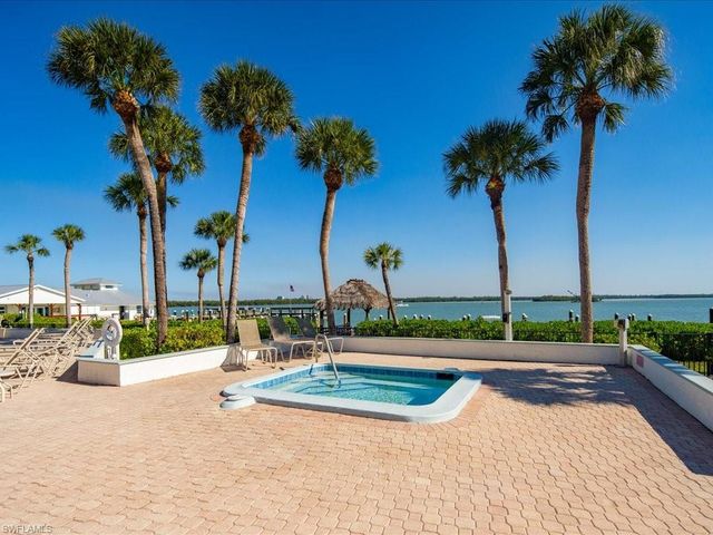 1085 Bald Eagle DR B404, Marco Island, FL 34145