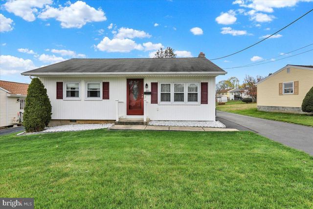 231 BECKLEY ST, Wernersville, PA 19565