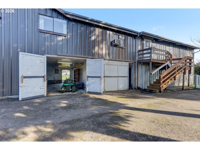 8748 ENCLID St, Salem, OR 97305